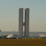Brasiliens kongress, senaten till vänster och representanthuset till höger.